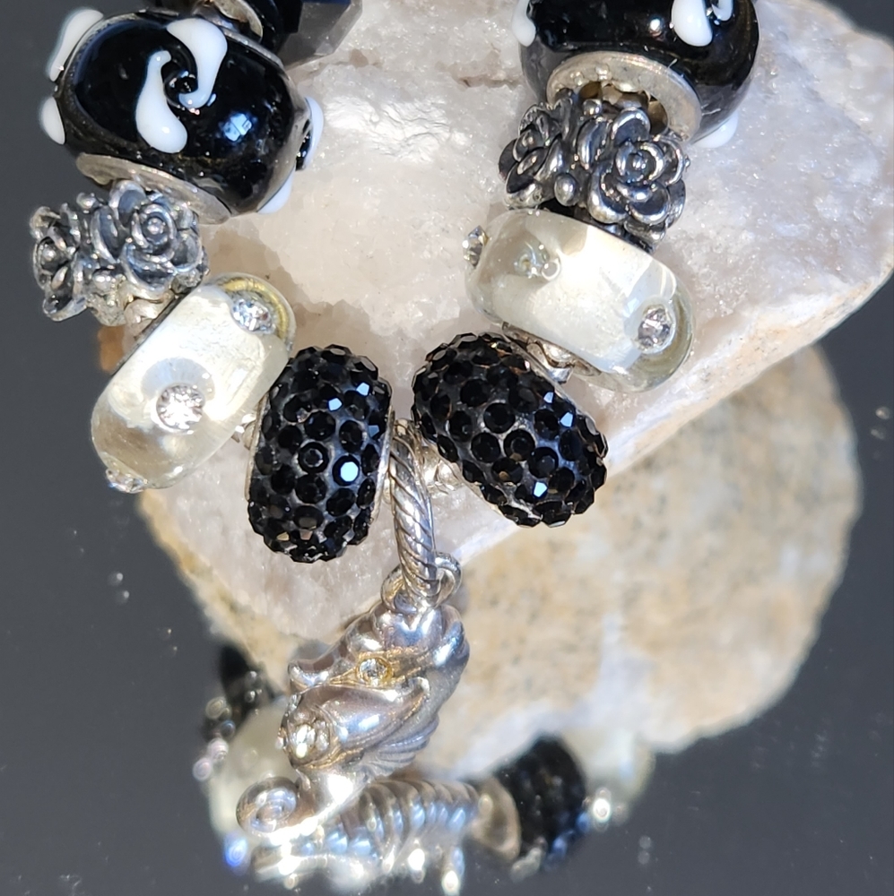 Women's Solid 925 Black & White Seahorse Pandora-Style Bracelet.